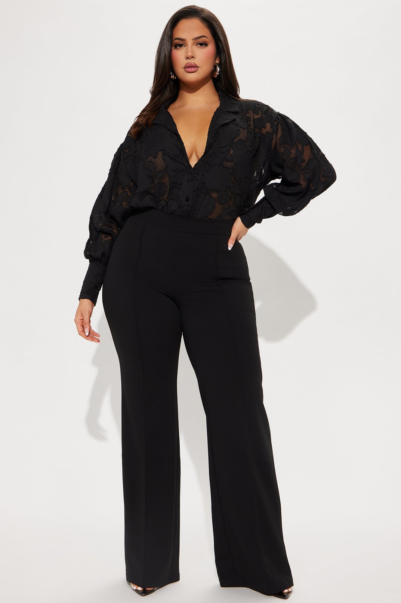 https://cdn.shopify.com/s/files/1/0293/9277/files/08-08-24_S8_26_HF24C710_Black_KJ_IM_11-32-58_PLUS_5874_PXF.jpg?v=1723227194