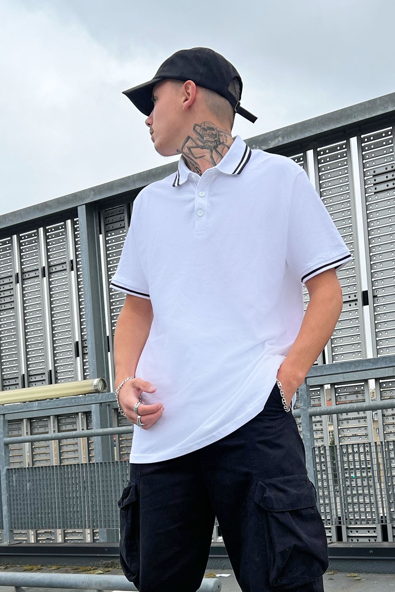 https://cdn.shopify.com/s/files/1/0293/9277/products/WilsonShortSleevePolo-White_mer.jpg?v=1678814332